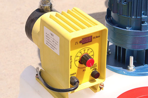 PE加藥箱 PE加藥箱